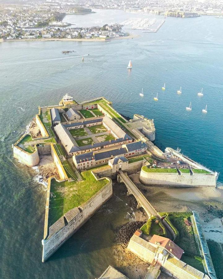 Hotel Spa De La Citadelle Lorient Port-Louis Exterior photo